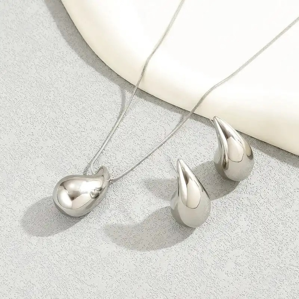 Water Drop Shape Jewelry Set 2 Pcs Necklace Stud Earrings Silver